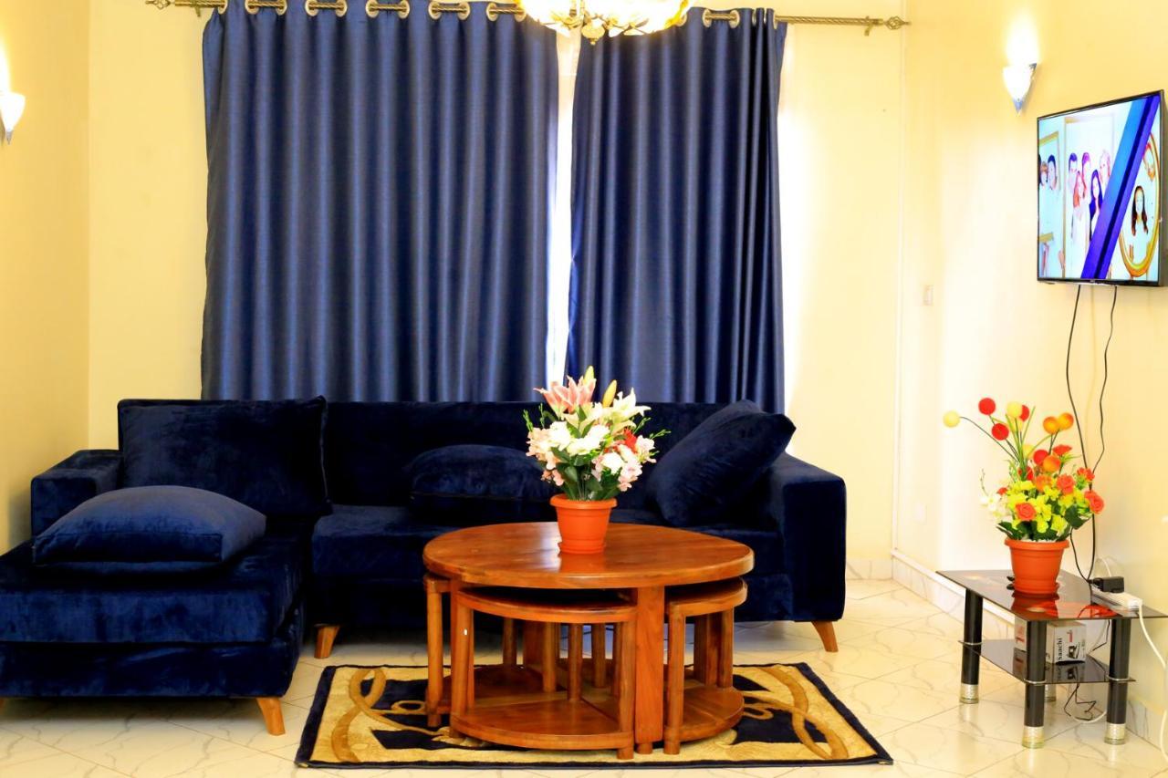 Peace Of Mind Suites Εντέμπε Εξωτερικό φωτογραφία