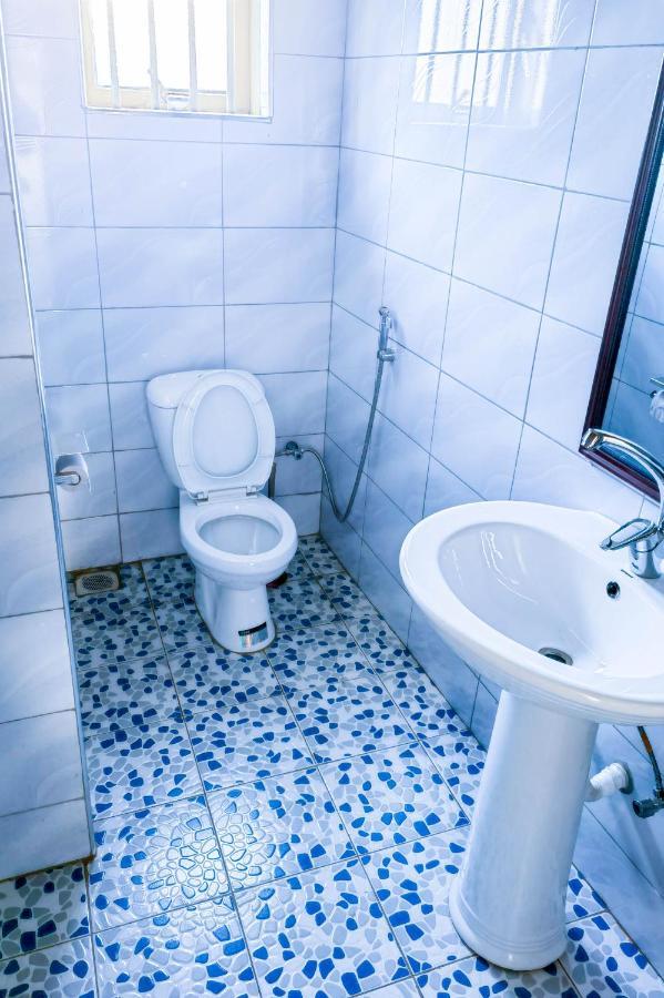 Peace Of Mind Suites Εντέμπε Εξωτερικό φωτογραφία
