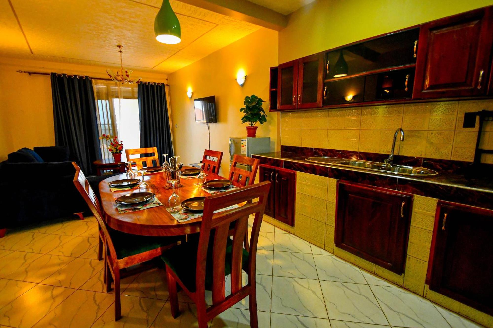 Peace Of Mind Suites Εντέμπε Εξωτερικό φωτογραφία