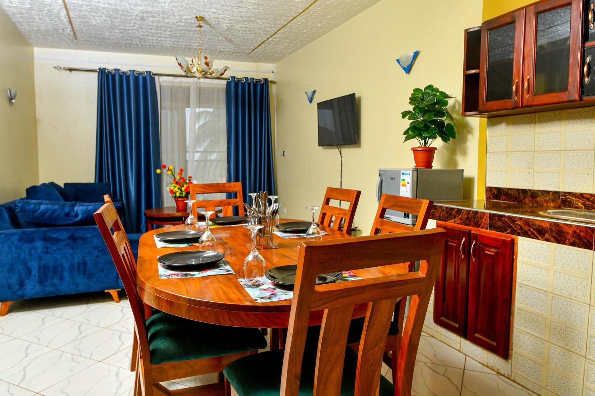 Peace Of Mind Suites Εντέμπε Εξωτερικό φωτογραφία
