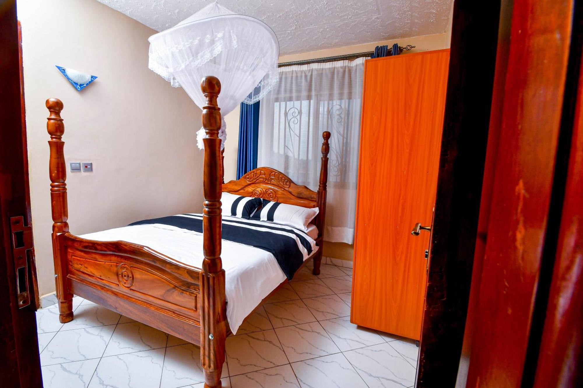 Peace Of Mind Suites Εντέμπε Εξωτερικό φωτογραφία